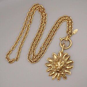 CHANEL CC Logo Lion Charm Chain Long Necklace Pendant GHW France Vintage 85RL355